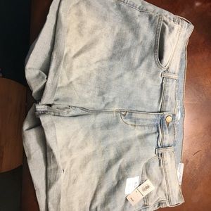 Old navy light wash shorts- size 14